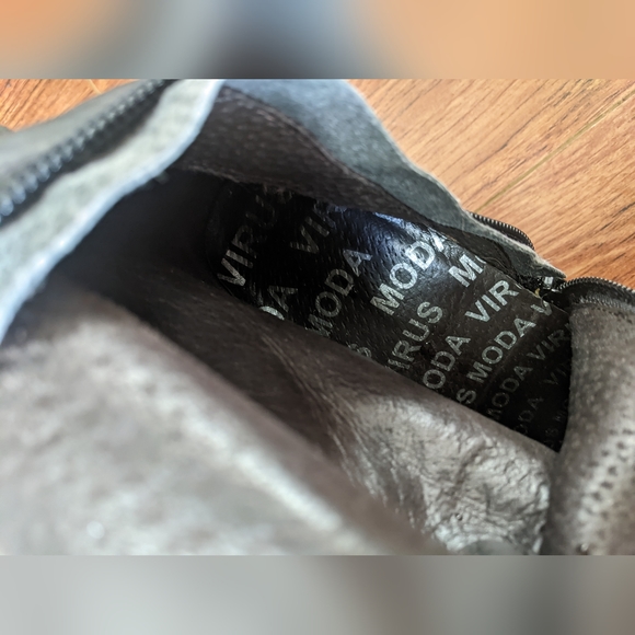 Vintage leather knee boots - Picture 8 of 12